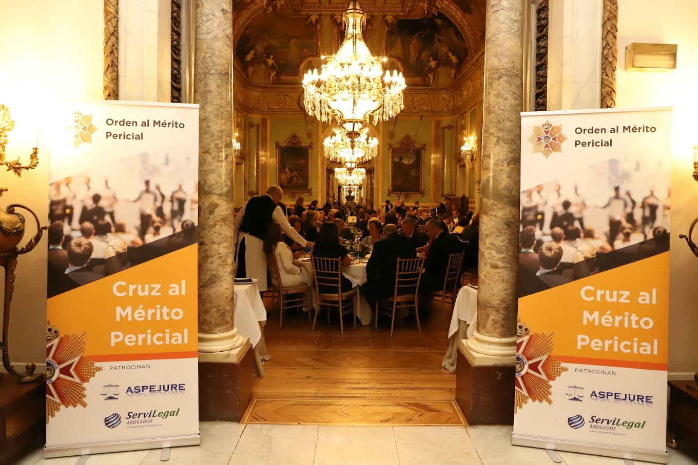 Salón de la ceremonia de la Orden al Mérito Pericial de ASPEJURE